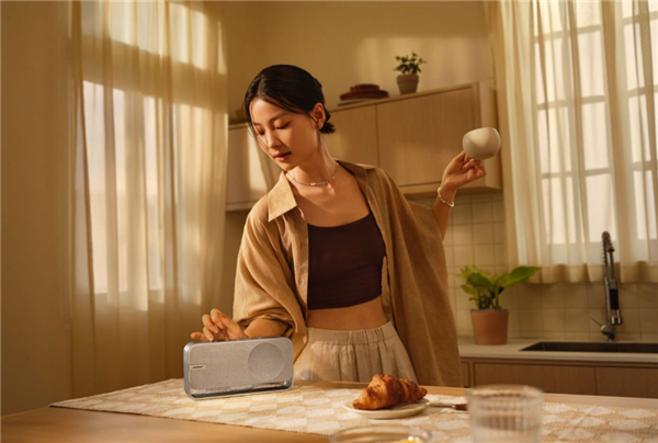 nk Home蓝牙扬声器上市：续航长达9小时凯发网址1999元 Bose SoundLi(图1)